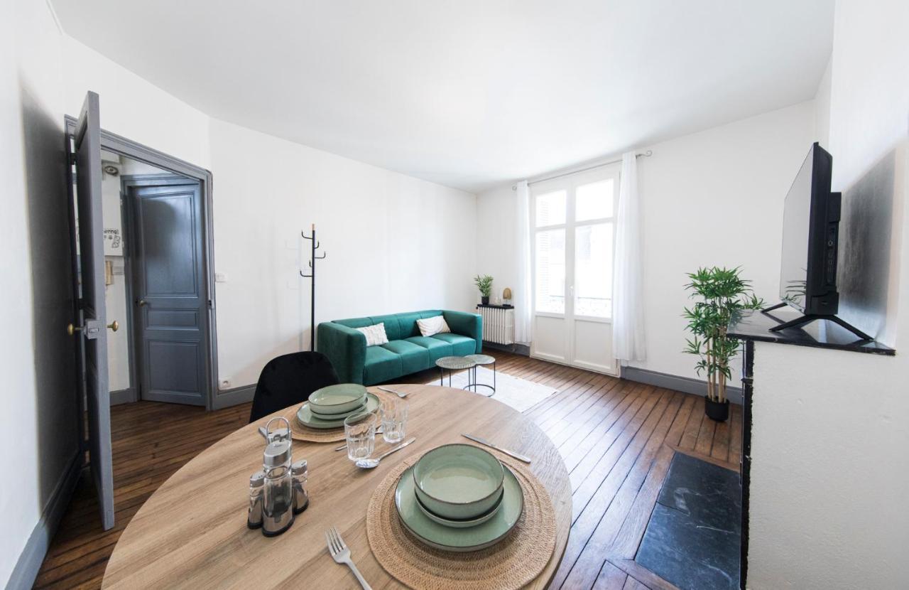 Appartement Avec Balcon A 250 M De La Gare, Hyper Centre Tours Buitenkant foto