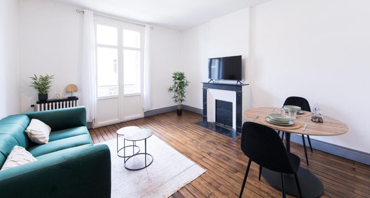 Appartement Avec Balcon A 250 M De La Gare, Hyper Centre Tours Buitenkant foto