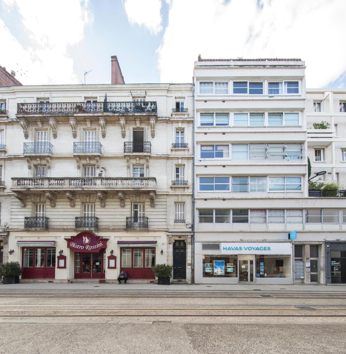 Appartement Avec Balcon A 250 M De La Gare, Hyper Centre Tours Buitenkant foto